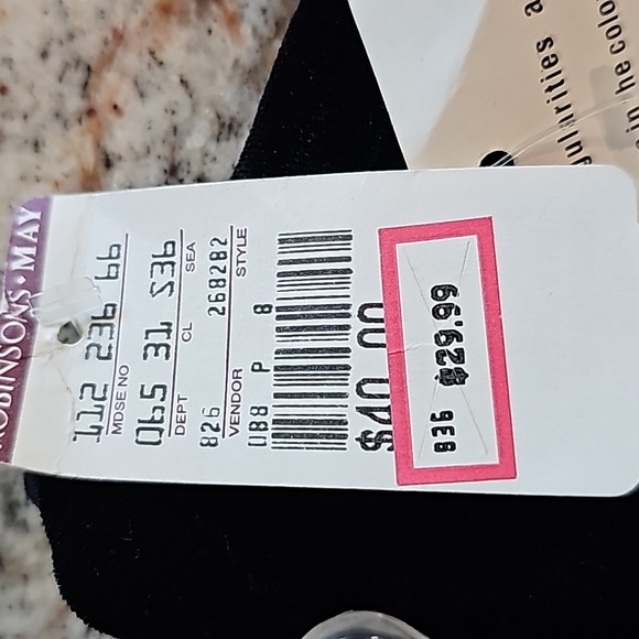 Brand new Clio Blacket Velvet Skirt - Picture 4 of 10